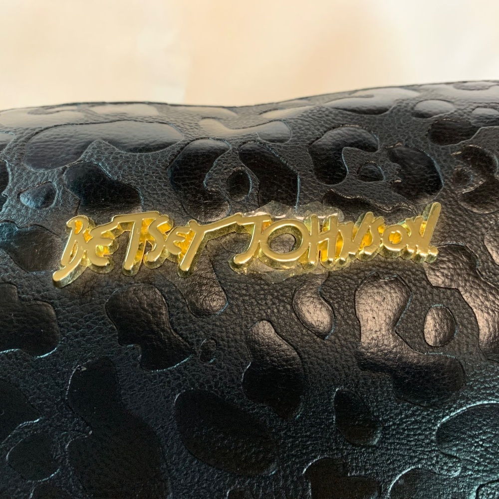 Betsey Johnson Black on Black Large Capacity Make Up / Travel Storage Bag! - Picture 7 of 9